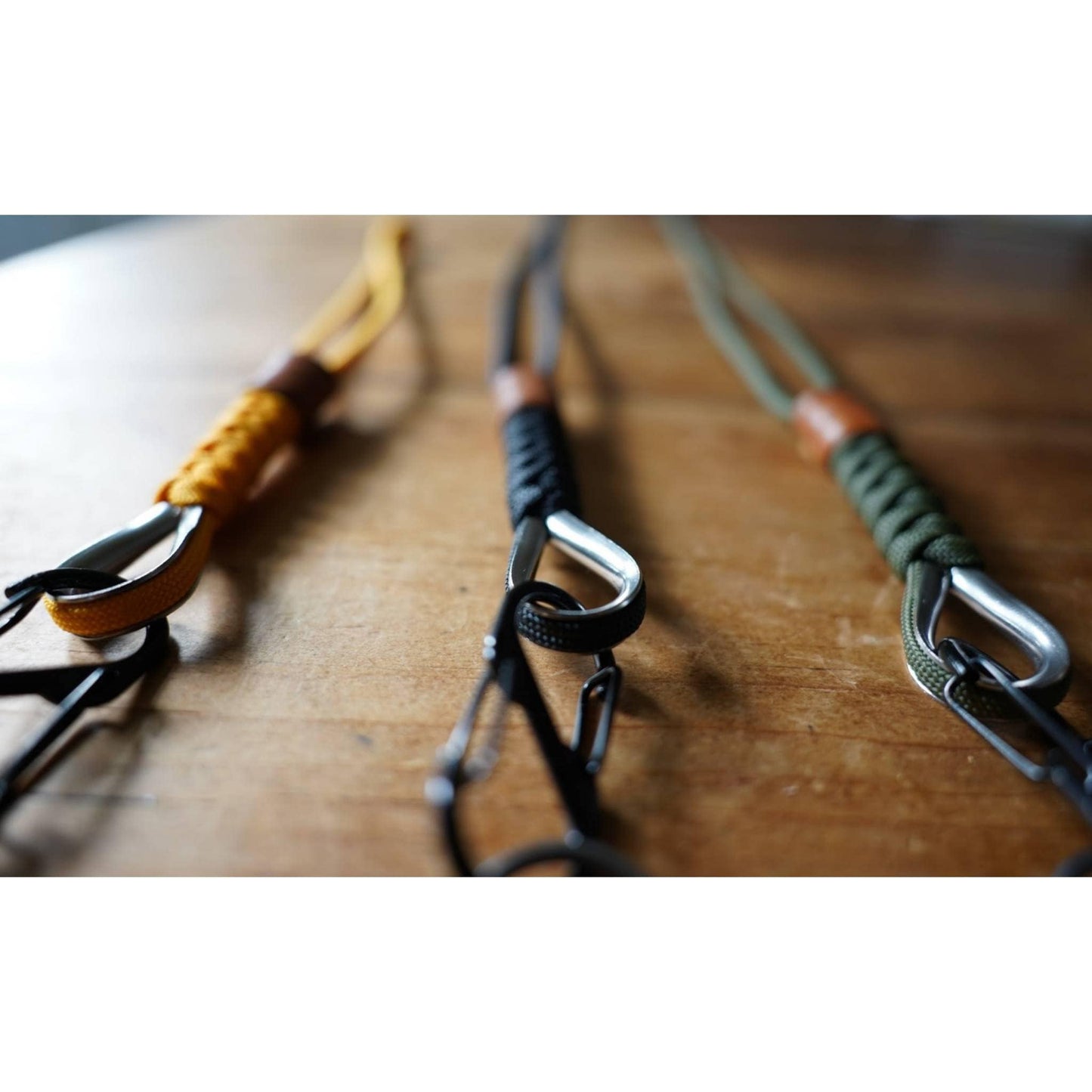 Handmade Paracord Lanyard with Genuine Leather Finish – Durable EDC Keychain Accessory